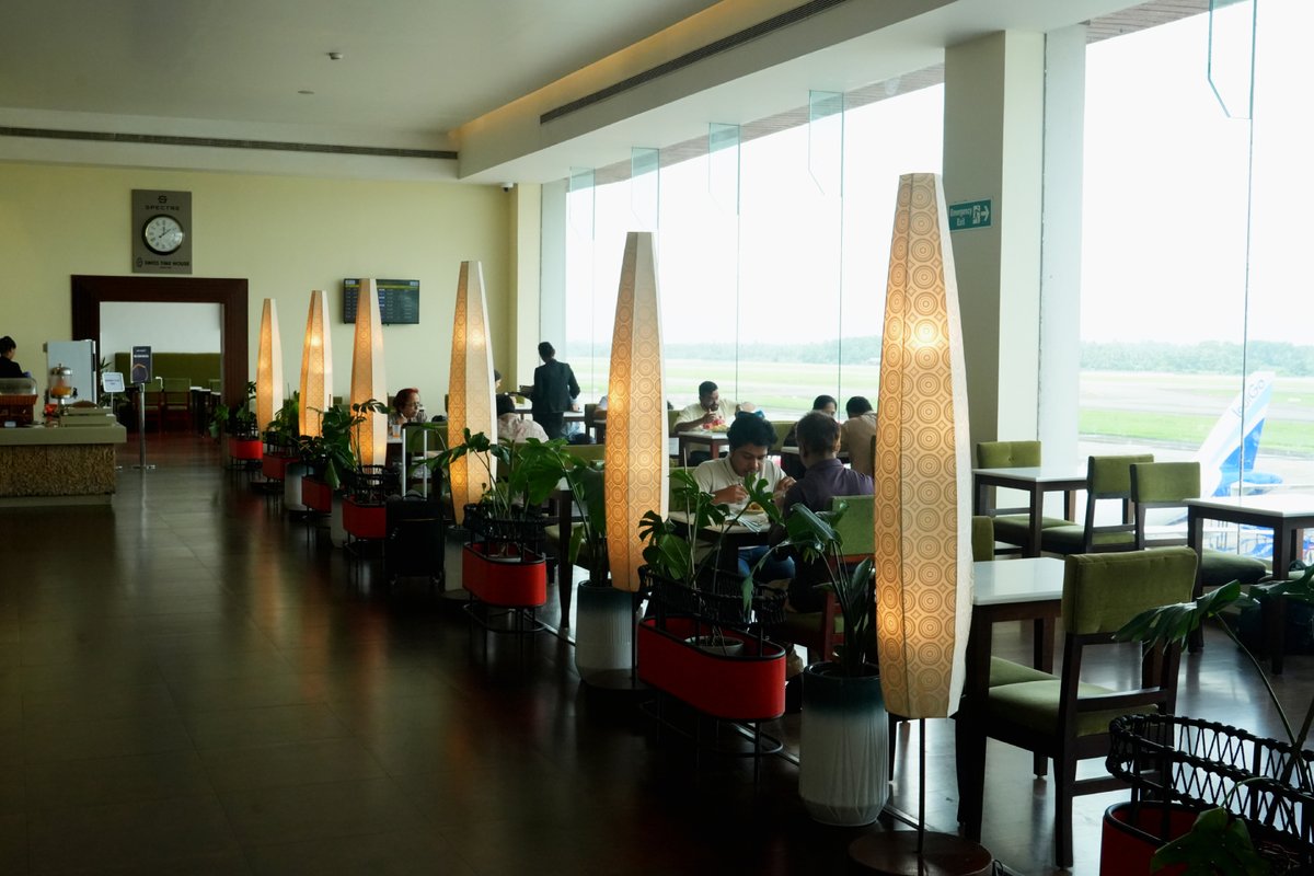 KochiAirport's tweet photo. Elevate your pre-flight experience.
Located at CIAL's Domestic Departures Security Hold Area, the @travelclublounge offers a space to unwind before your journey. Enjoy thoughtfully designed interiors, curated culinary spreads and much more.
#CIAL #AirportLounge #Kochiairport https://t.co/FjMgIEBUcH