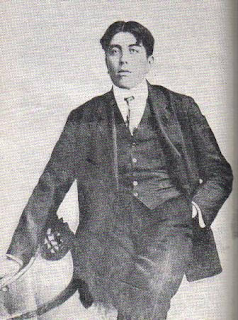 Matiasrotulo's tweet photo. Durante casi 100 años se creyó que Florencio Sánchez escribía bajo el seudónimo "Jack the Ripper". Una investigación de Nicasio Perera de San Martín demostró que no era así. 

https://t.co/84joVkWeIJ

#FlorencioSánchez #Literatura #Uruguay https://t.co/dFK0S6Tetw