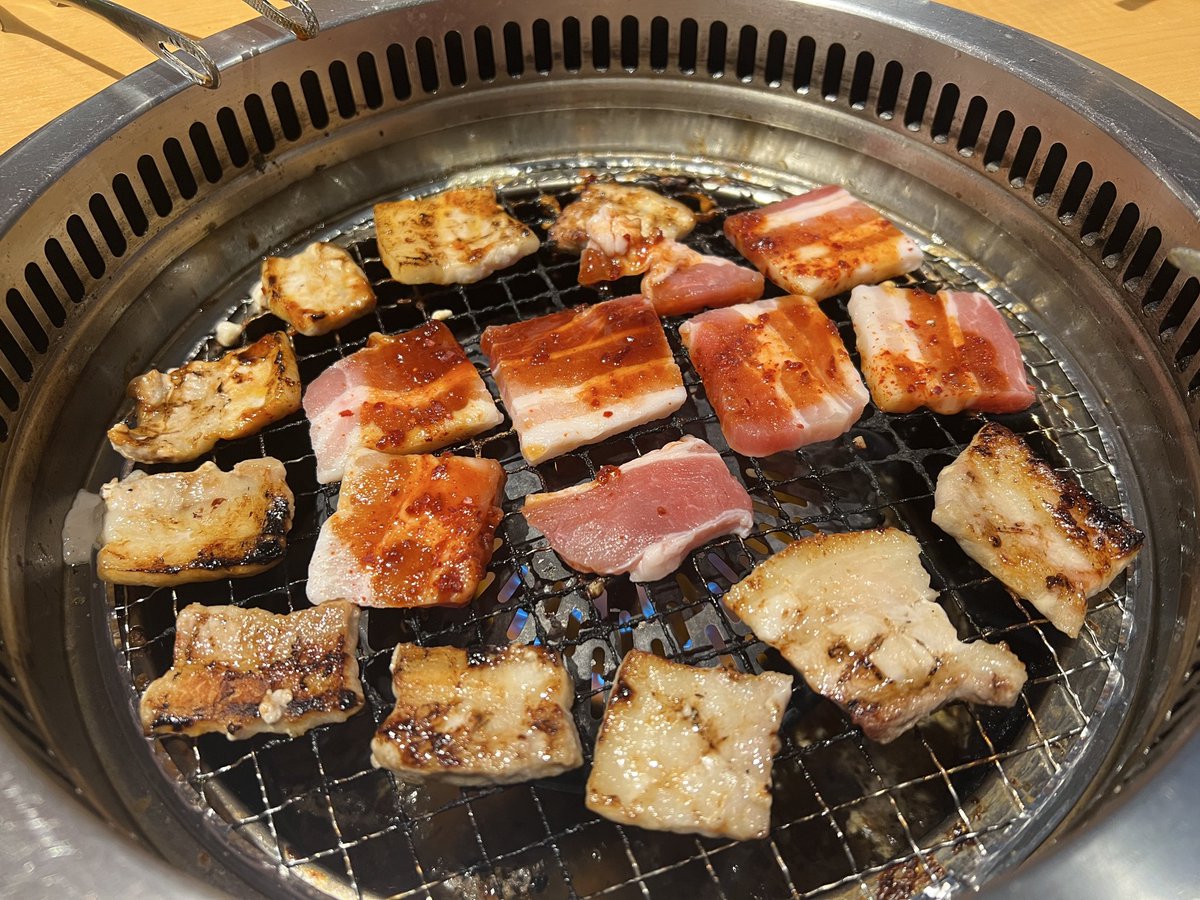MDLOVE1020's tweet photo. 今晩は焼肉きんぐで肉🥩喰いまくってきました！やっぱ肉喰いたい時は焼肉きんぐですよね！
#焼肉きんぐ #焼肉 https://t.co/31w6mJeqPD