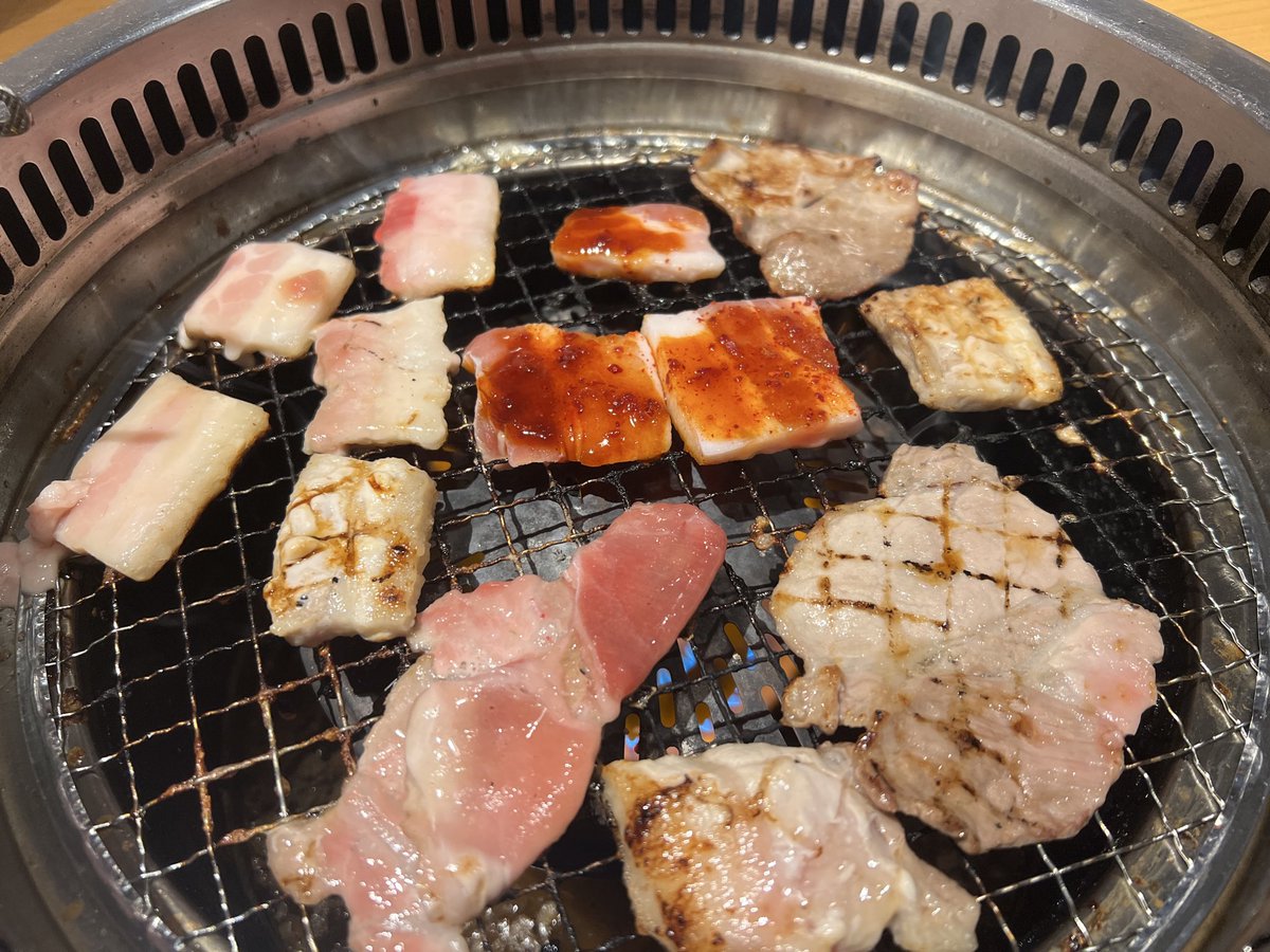MDLOVE1020's tweet photo. 今晩は焼肉きんぐで肉🥩喰いまくってきました！やっぱ肉喰いたい時は焼肉きんぐですよね！
#焼肉きんぐ #焼肉 https://t.co/31w6mJeqPD