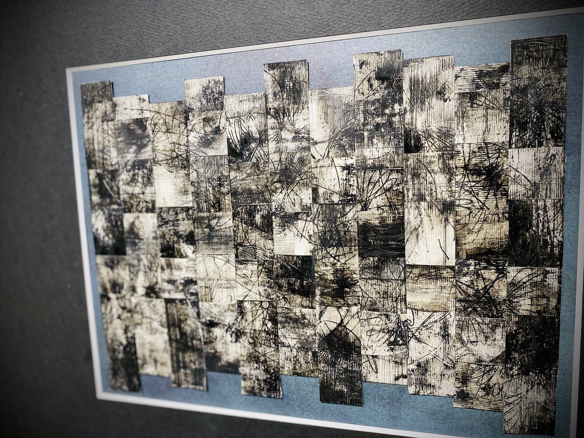syoupchan's tweet photo. 渋谷ヒカリエにあるShinQs Gallery 5にて「MONO-TONE 」鑑賞
モノクロームが魅せる美しいアート
水墨による抽象表現という独自の境地を開拓した篠田桃紅の作品も♡ https://t.co/2rOTPkkhiQ