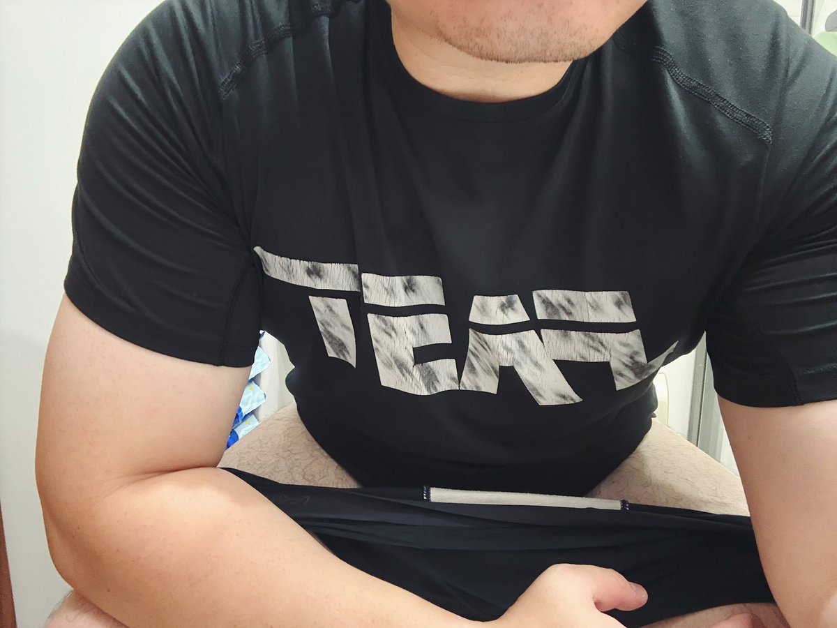 domyang013's tweet photo. 练完 https://t.co/Y7sDQldEYU