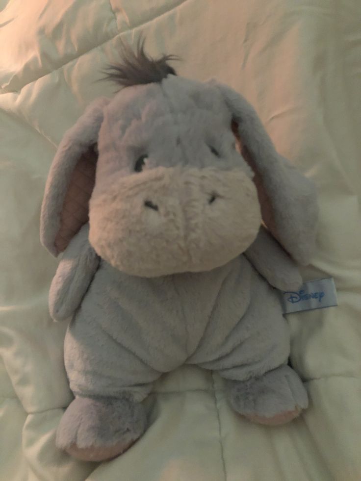 bottlfeeding's tweet photo. me in four pics &amp; everyone can join !! (,; ⩌ ;,)

- plushie
- place / activity 
- playground equipment 
- kids movie https://t.co/uNMFlDy4Mc