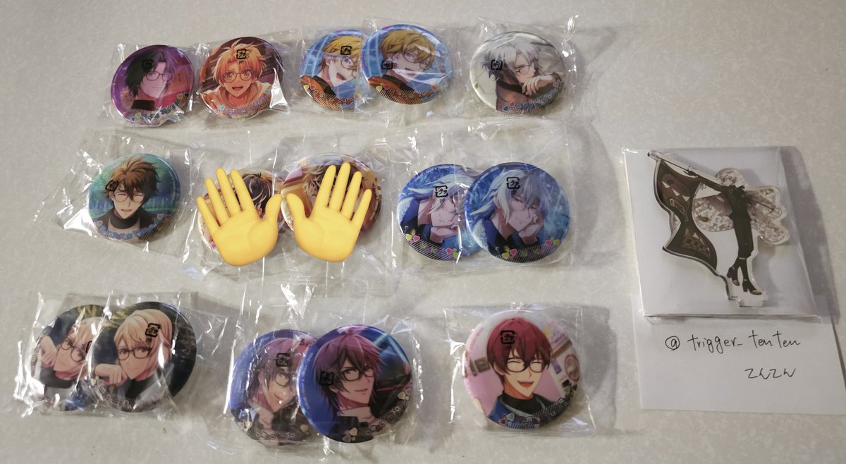 trigger_tenten's tweet photo. 【交換】アイドリッシュセブン アイナナ カプセル缶バッジ カプ缶 眼鏡

譲)一織 三月 ナギ2 楽 龍之介 千2 巳波2 虎於2 トウマ1

求)天　環(友人分)

1点から交換OK
郵送交換、または北九州手渡し⭕
検索からもお気軽にお声かけ下さい🙇 https://t.co/eX38OgEeu2