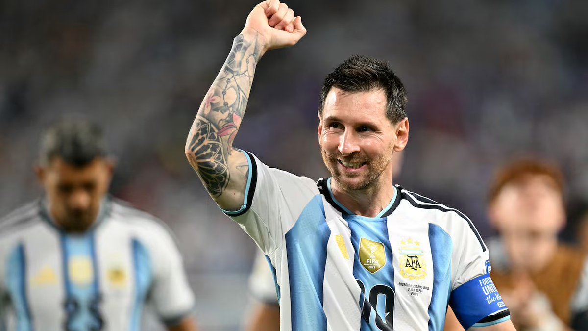 TrinitySports_3's tweet photo. [Thread 5/5] Quarterfinals coming up 👇
🇦🇷 Argentina vs Egypt — July 7, Atlanta
🇨🇴 Switzerland vs Colombia — July 7, Vancouver
🇫🇷 France vs Morocco — July 9, Boston
🇪🇸 Spain vs Belgium — July 10, Los Angeles 🔥

Ronaldo is gone. The USMNT is gone. The bracket is wide open.

Who wins the World Cup? Drop your pick 👇⚽

#WorldCup2026
