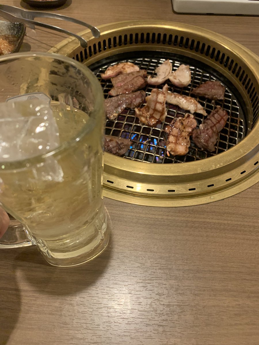 karon320's tweet photo. 勝利の美酒いただきます https://t.co/R5fhJKcNqC
