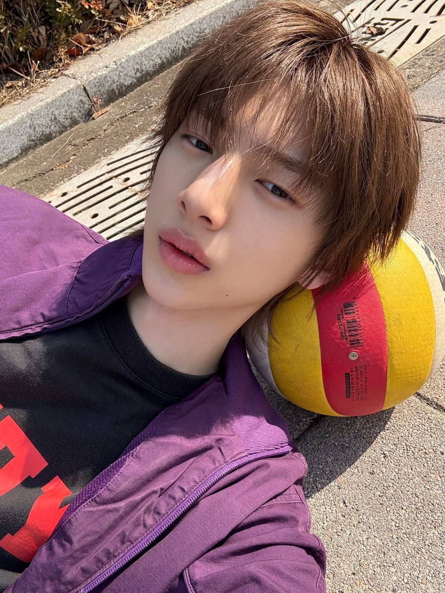 Juhoon tweet media