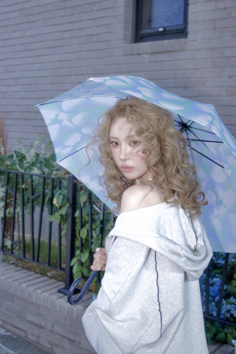 official_sunmi_'s tweet photo. SUNMI Digital Single ʻForever July’
𝙊𝙁𝙁𝙄𝘾𝙄𝘼𝙇 𝙋𝙃𝙊𝙏𝙊 - 𝟮

"You're so cruel"

☔️ 2026.07.15 6PM (KST)

#SUNMI #선미
#ForeverJuly https://t.co/hkx7xGaFax