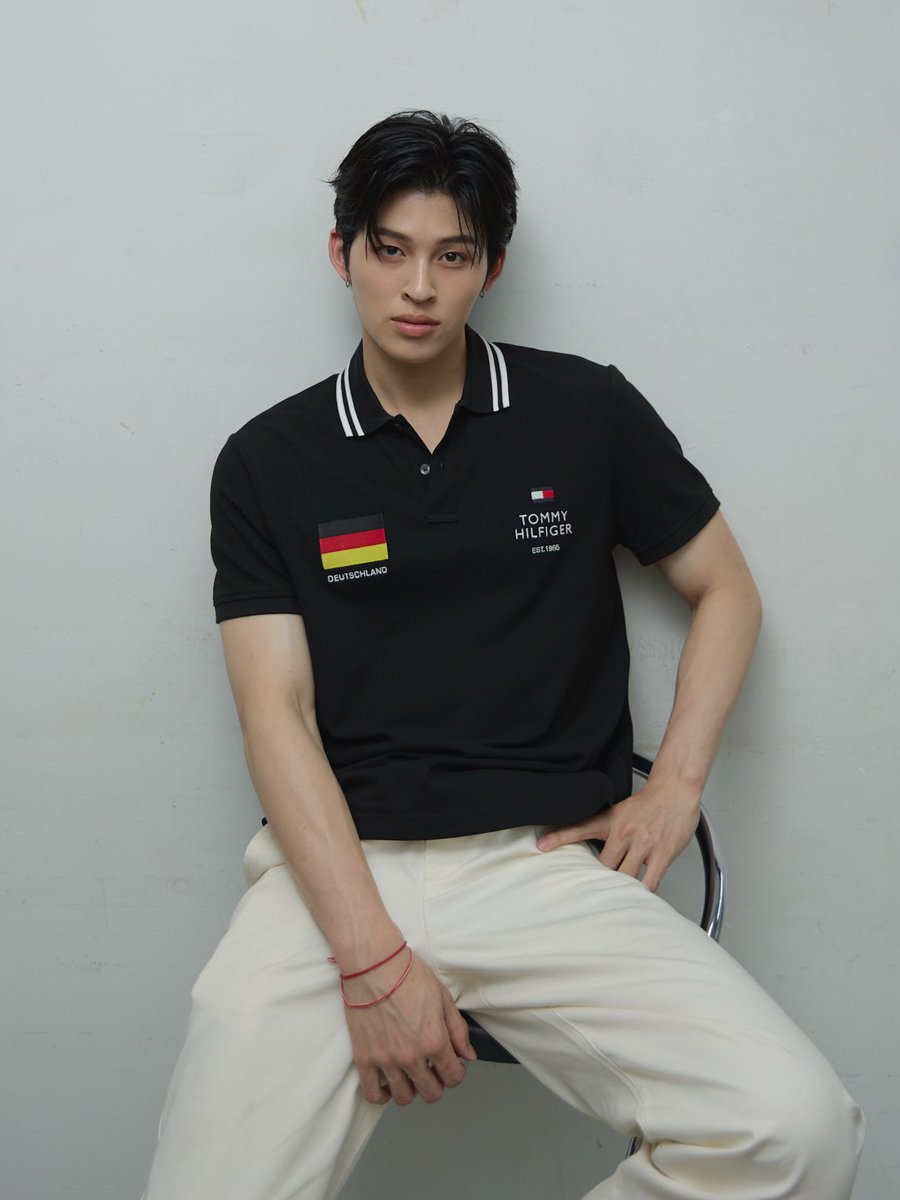 doublepjourney_'s tweet photo. หนุ่มทอมมี่ลุคเสื้อโปโลสุดเท่ หล่อสปอร์ตสุด ๆ 🖤🤍🫠

@TommyHilfiger
#TommyHilfiger #TommyFamily
#ปอนด์ภูวินทร์ #PondPhuwin https://t.co/Jv4DmXPj4Z