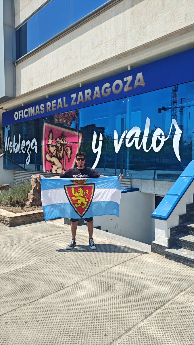 rz_gaston's tweet photo. @AnderHerrera , te estoy esperando:

¡ Aguante @realzaragoza ! 💙 🤍 https://t.co/maCJkEItAr