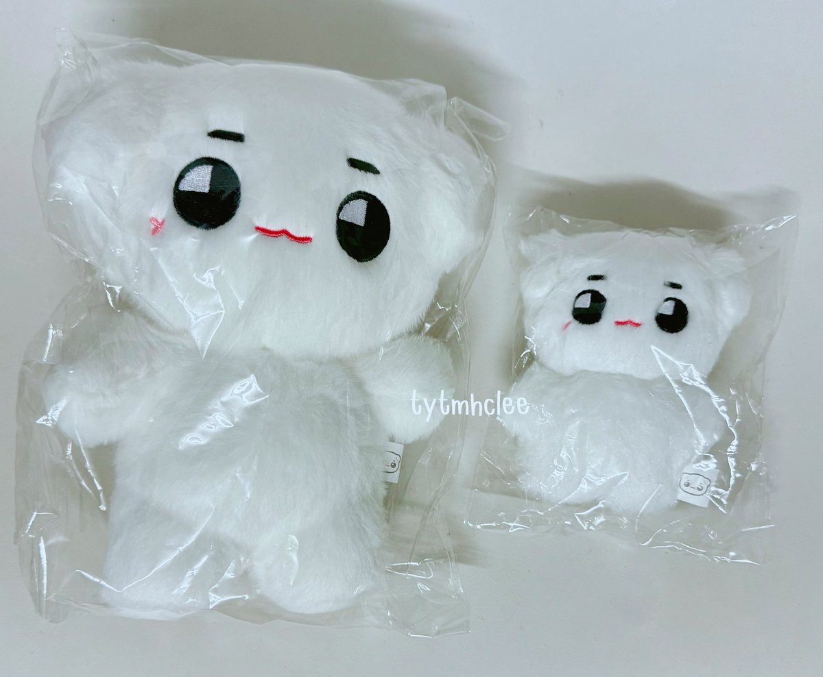 tytmhclee's tweet photo. 💢 พร้อมส่ง / ส่งต่อ 💢 

TYONGYA  , ทยงย่า 

⭐️ ของใหม่ ยังไม่แกะค่ะ ⭐️

🪽 10 cm.  =  490 ฿
🪽 20 cm.  = 790 ฿

#ตลาดนัดnct 
#ตลาดนัดnct127 https://t.co/t0zxeQn1yG