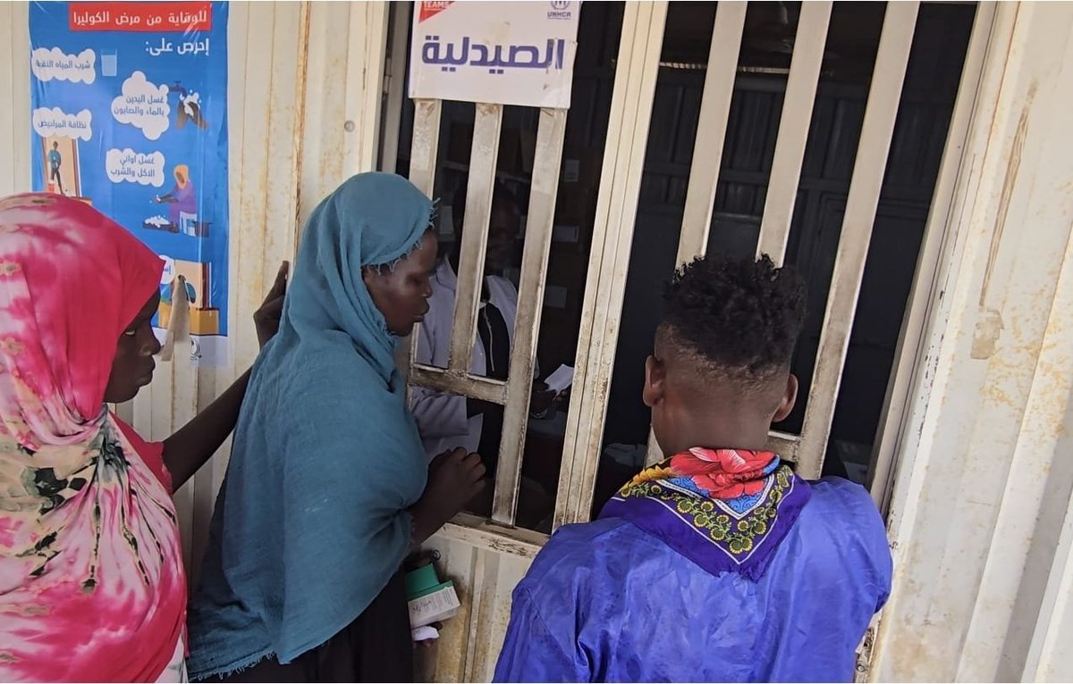 whosudan's tweet photo. In Kosti &amp; Rabak, White Nile, @Refugees' @RaoufMazou &amp; @WHO's @DrShible visited refugee &amp; IDP camps where they observed massive health needs among the displaced &amp; host communities, which is stretching the health system.
This calls for an all-inclusive integrated health response. https://t.co/EGwwTwpp5H