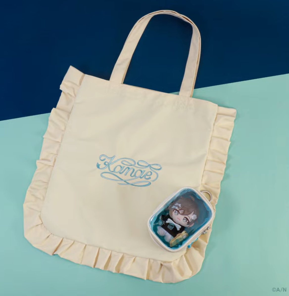 みい様⑤トートバッグ、ポーチ トートとポーチ！サイズ感も良く、ロゴは刺繍