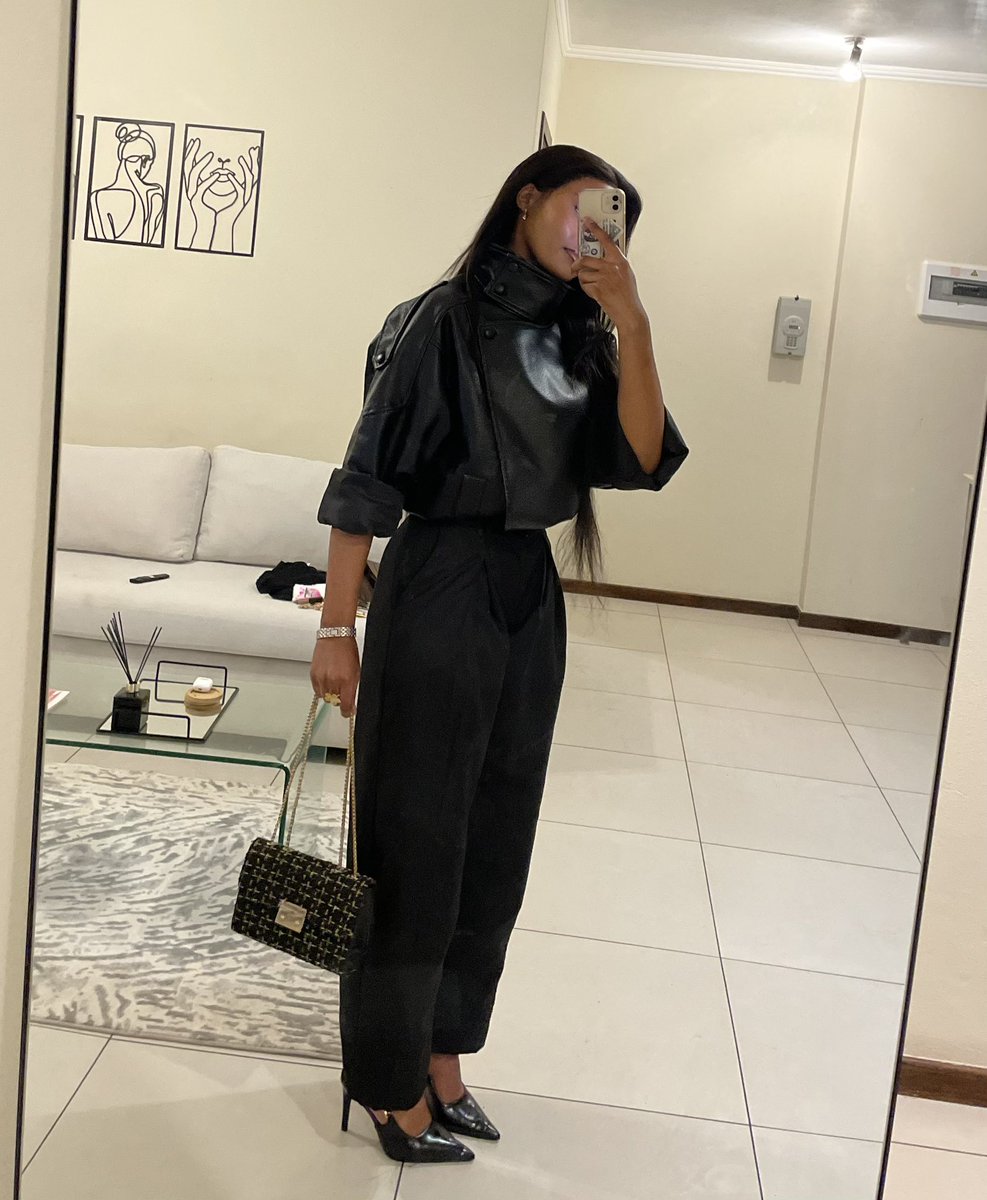 Miss_GeeKay's tweet photo. Ukhulume late.🥹 https://t.co/uiI4dAsAAV