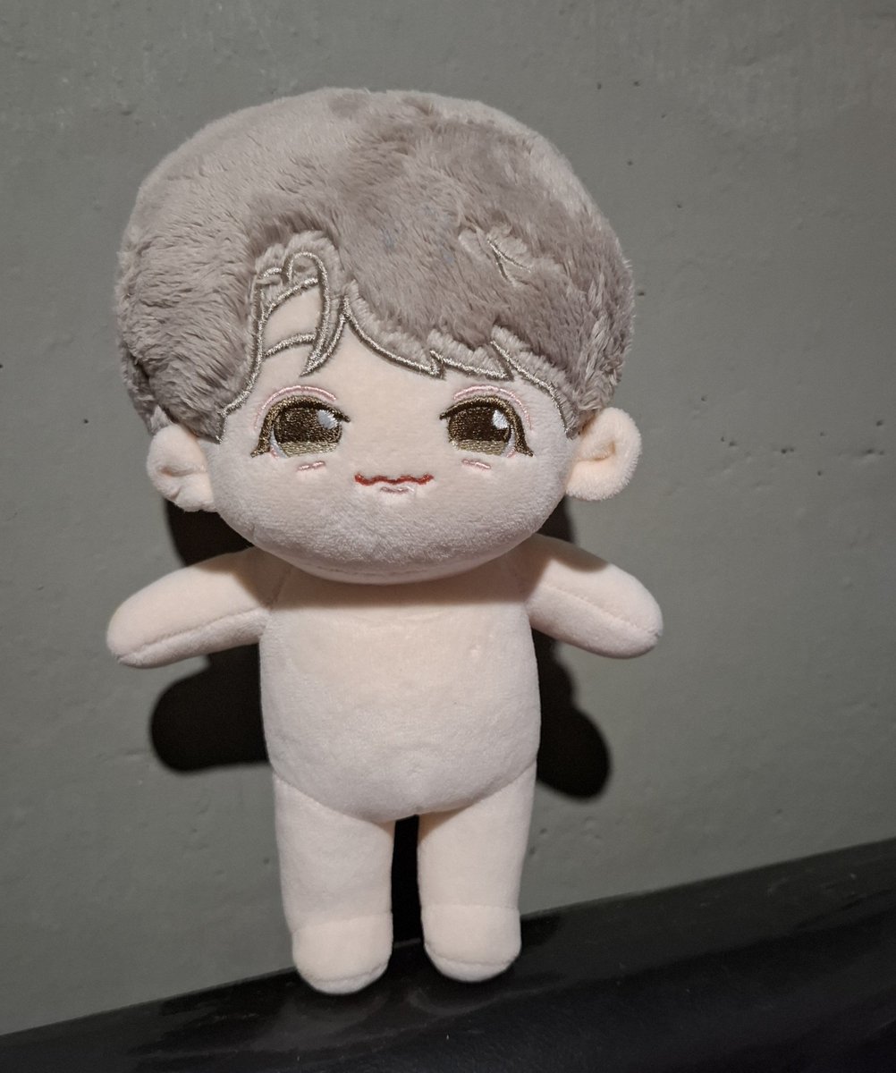 akarkuningg17's tweet photo. Wts doll joshua 20cm doll only 200k rd manado
Good condi gak pernah dibawa jalan²keluar

Yg minat bisa dm ya😁😁 https://t.co/nTibHrDfFC