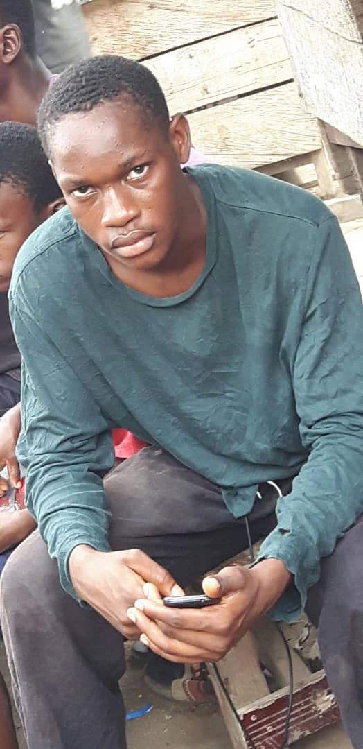 Emeka05h's tweet photo. Caption this. https://t.co/nK3DrcBCc8