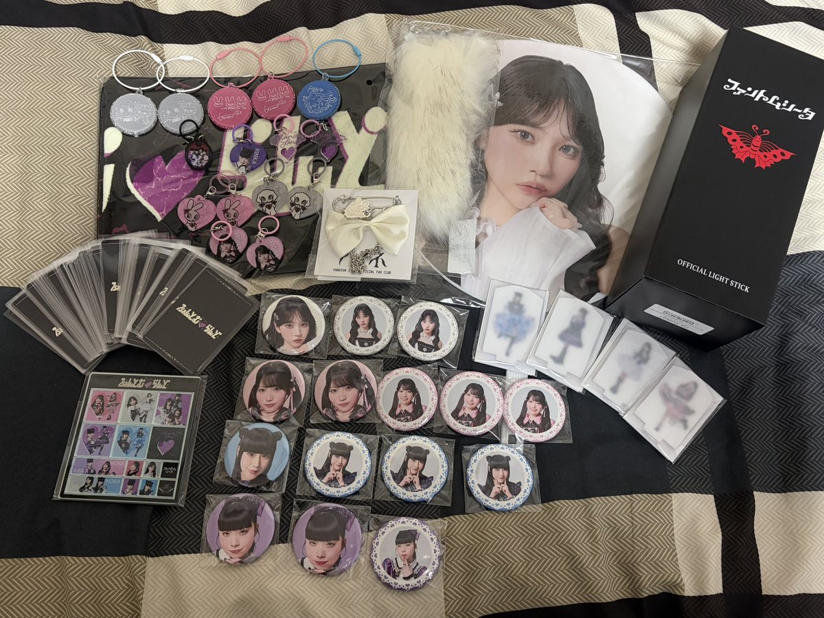 y_ee5u's tweet photo. ふぁんとむらんどのグッズが届いた♥
全て可愛い♥
今からすごく楽しみ(*´˘`*)♥
現地でも追加で購入しまーす。
 #ファントムシータ
  #ふぁんとむらんど https://t.co/DLCSsqbhZJ