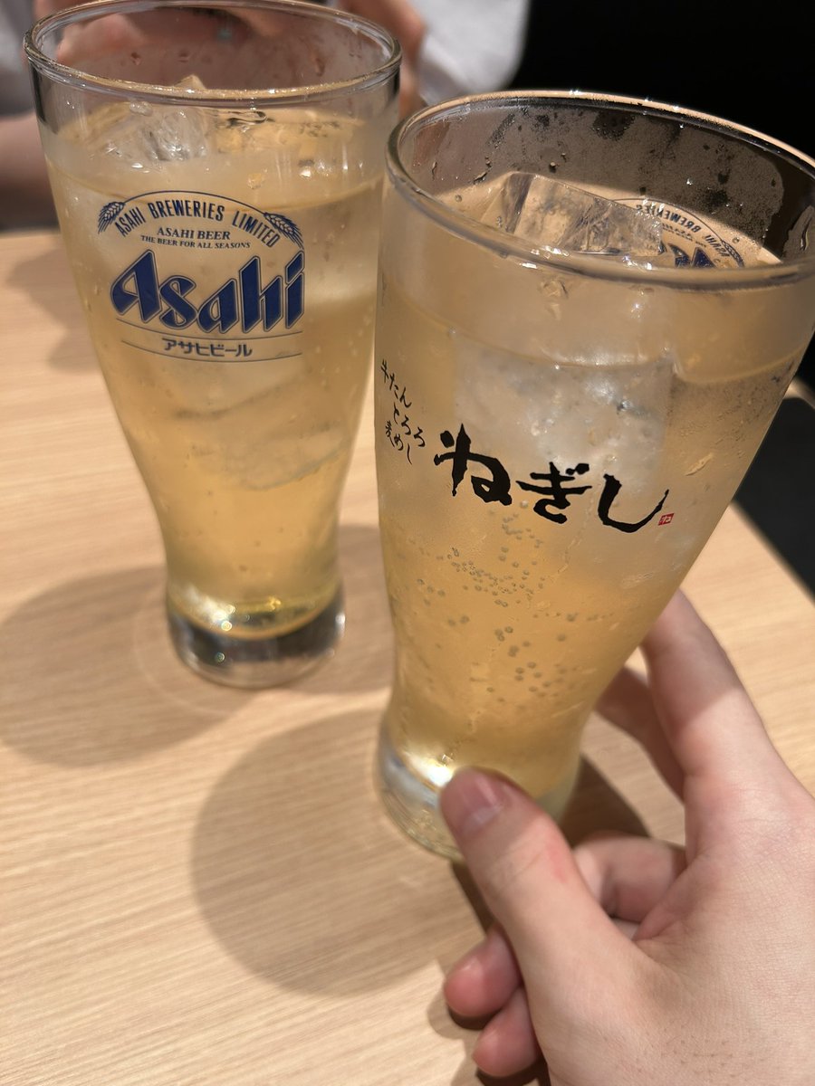 ka10yn's tweet photo. 付き合って4年目記念日🎋
いつもありがとう(⊃ᐛ⊂)(⊃🎹⊂)
リンクスにできたねぎしで晩ご飯🍻 https://t.co/QAvh53AU8z