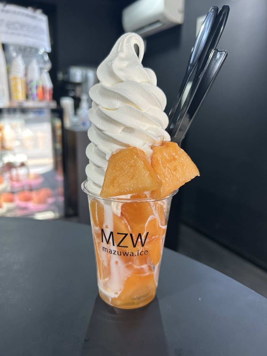 hima___b's tweet photo. 北海道vlog🍈 https://t.co/6NPaz7PqX8
