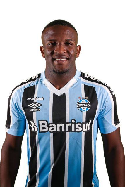 leleovlr1's tweet photo. @_RafaelSantos7 Elias manoel https://t.co/a3GiJ5XXGV