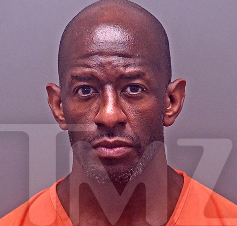 __0HOUR1_'s tweet photo. Gillum was arrested with several drugs in Alabama.

Also had drug equipment.

He was the Mayor of Tallahassee from 2014 to 2018.

Looks like he moved to Alabama to continue his new life as a felon. https://t.co/oQZ87Y8dr5