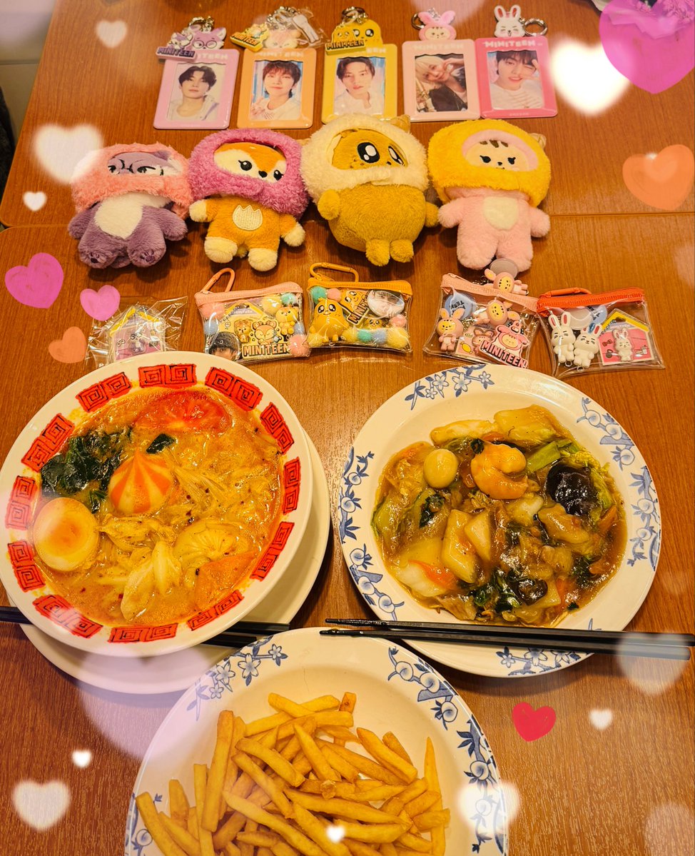 el_sxp's tweet photo. 今日は久しぶりのポップアップにともちゃんと行ってきた！
ドキドキしながらいったけどガチャも引けて補充されたトラムぬいも買えてよかった〜💖
次は9日にまた行く予定🤭✨ https://t.co/zu31a2dIAA