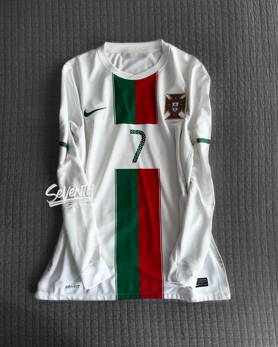 Actual kits tweet media