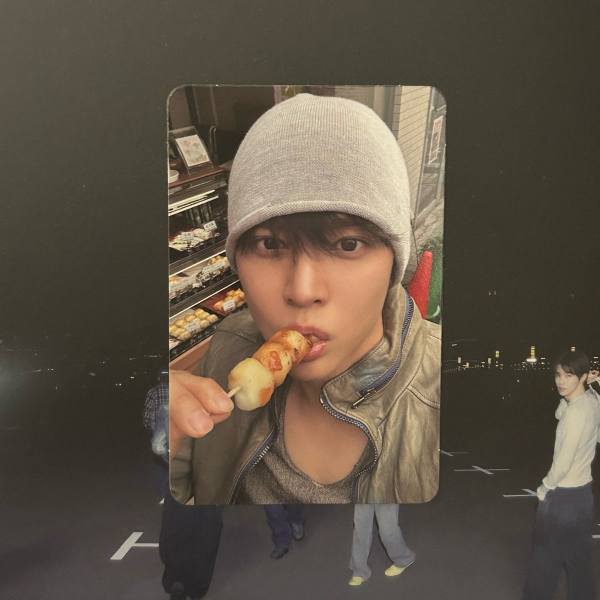 luv_yhn's tweet photo. @mxsvt1015 検索からリプ失礼致します！
photo bock B ver.のウンソクくん所持しております。
同種類のショウタロウくんと交換可能でしょうか？ https://t.co/ebi8hQ8oJS