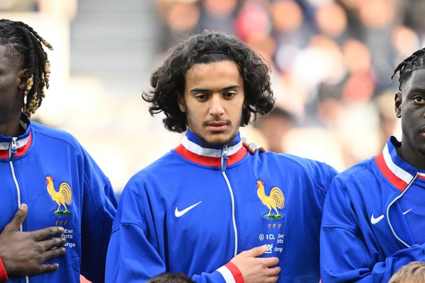 julienmozza's tweet photo. @MadmaxTmax @_BeFootball Oui ça doit être ça... https://t.co/bTqVVskjUd