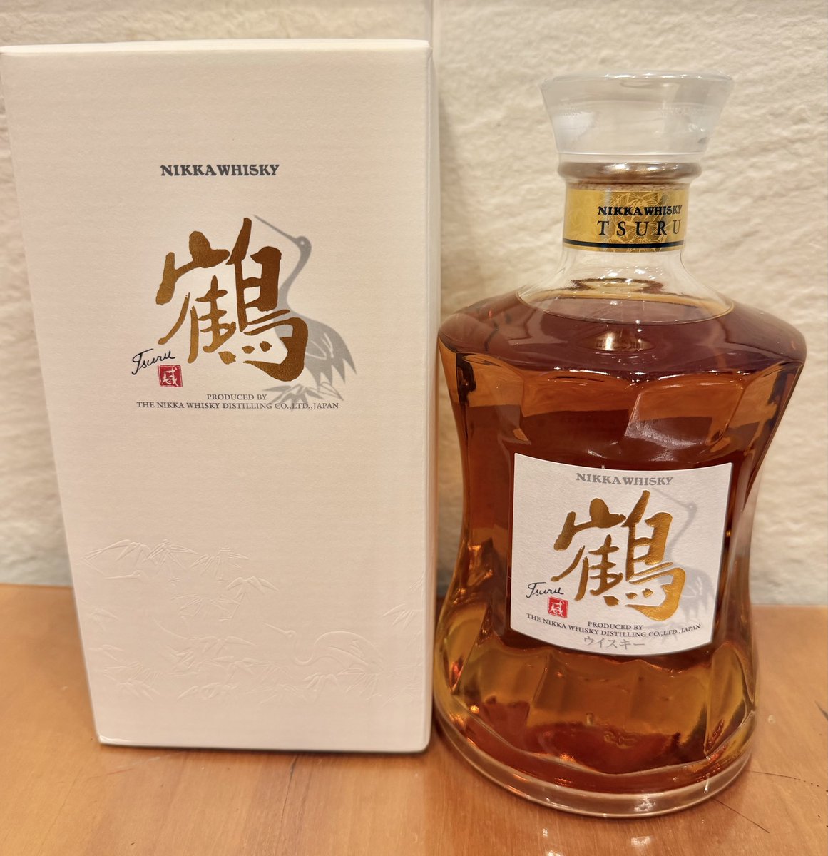 full_moon_mode's tweet photo. 鶴 余市蒸留所限定🥃

甘く幸せな香りと味わい
感動🐥 https://t.co/9d8emZbXYZ