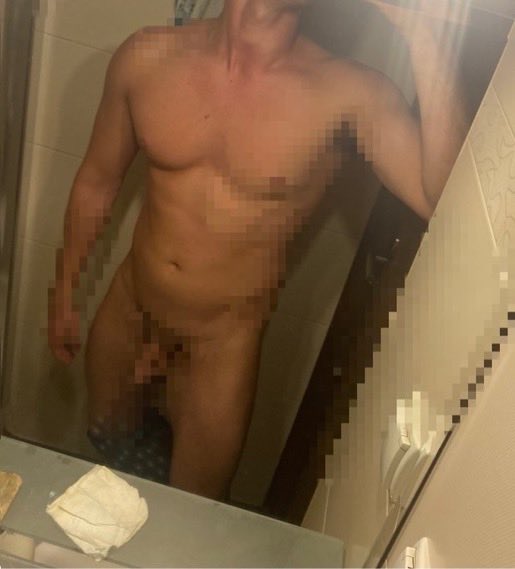 MasterTylerXXX's tweet photo. When I look in the mirror I see perfection 

When you look at me could you disagree? https://t.co/0A1629vl1F