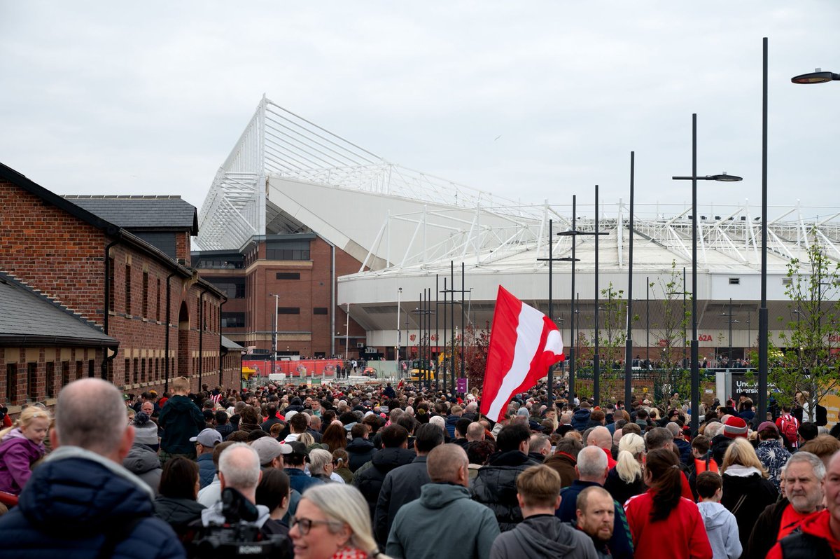 ALS_Fanzine's tweet photo. LATEST ON WEARSIDE
BY BEN THIRKELL

The World Cup is almost over and Sunderland’s pre-season schedule is about to kick off, so let’s have a bit of a roundup of the latest new you may have missed while catching up on sleep lost because of England’s early morning victory at the Azteca.

SASSUOLO DEFENDER LINKED
In what has been a quiet start to the summer window, it was reported yesterday by Italian journalist Luca Cilli that Sunderland and Bournemouth could be in for left footed centre-back Tarik Muharemovic from Sassuolo.

He seemed to be on his way to Juventus however that deal has stalled and it is believed a Premier League move could be on the cards. With us and the Cherries both in the Europa League, adding depth will be vital to manage the workload of the squads. No bid has been made by either but it seems as if that could be the next port of call if reports are to be believed.

GERAGUSIAN PENS PRO DEAL

This morning it was announced Finn Geragusian signed his first professional contract at the club. There was reportedly a lot of interest in the 18-year-old, who made his international debut for Armenia against Belarus in March, but he has committed his future at the Academy of Light and may end up in and around the senior set up this year with so many games to be played.

ADINGRA EXIT?
Reports in France are suggesting Simon Adingra could be on his way out this summer. Monaco are supposedly pushing for a new loan while Roma, RB Leipzig, Ipswich Town and Hull City are looking at a permanent deal for the Ivorian.

West Ham are also keen but I would imagine their relegation to the Championship might knock them down the pecking order with this one.

Adingra scored just once in 14 league appearances for the Black Cats last season.

MATT CRADDOCK PROMOTED
Matt Craddock will take on the role of Head Professional Development Phase Coach, essentially replacing Graeme Murty, who departed the club in June having led the U21s since October 2022.

Craddock worked alongside Murty as part of his PDP coaching staff last season and is another in-house promotion at the academy following John Hewitson appointment as the Head of Academy.