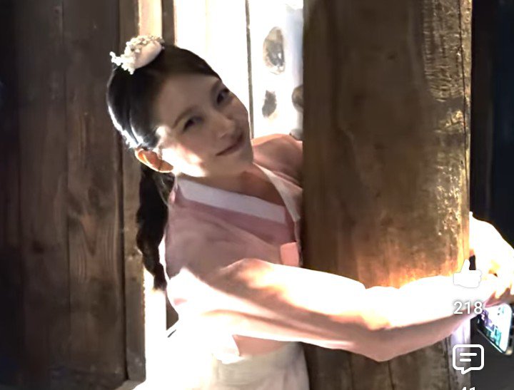 kimyerimvibes's tweet photo. PLEASE KIM YERIM IN KDRAMA KINGDOM OR WHAT THIS IS 😭😭 https://t.co/2x8XQ91c13