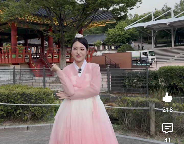 kimyerimvibes's tweet photo. PLEASE KIM YERIM IN KDRAMA KINGDOM OR WHAT THIS IS 😭😭 https://t.co/2x8XQ91c13