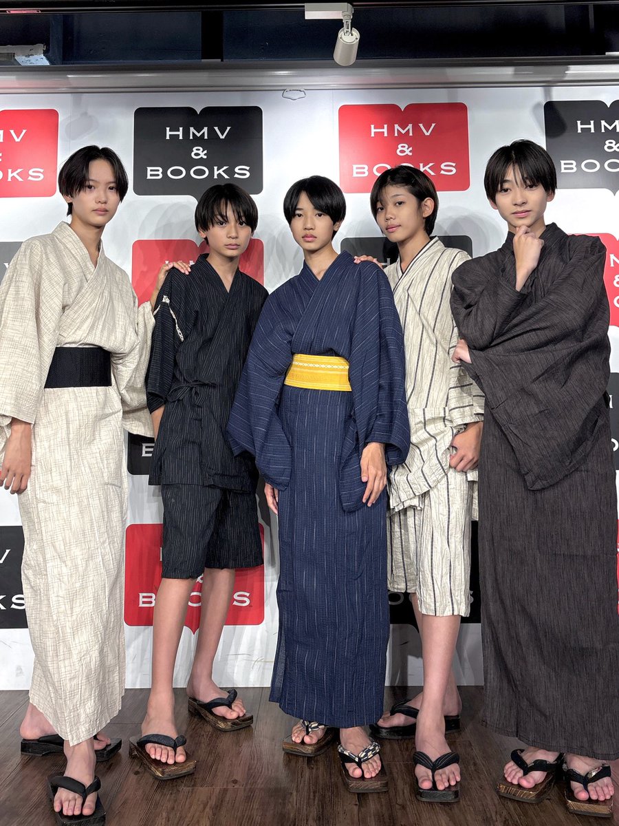 ebidan_tokyo's tweet photo. 「EBiDAN NEXT 『七夕の放課後、渋谷で待ち合わせ！』ミニイベント 」 in HMV&amp;BOOKS SHIBUYA
ありがとうございました🎋

#EBiDANTOKYO #EBiDANNEXT #EBiDAN #エビネク https://t.co/6ALgclfYlY