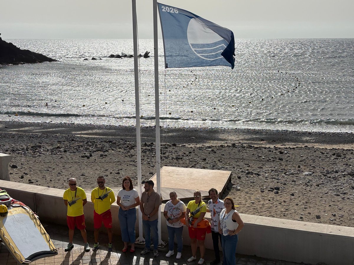 villadeingenio's tweet photo. La Bandera Azul vuelve a ondear en El Burrero

El distintivo internacional se iza por noveno verano consecutivo, avalando la calidad de las aguas, los servicios, la accesibilidad y la gestión ambiental de la playa

👉 más información en: https://t.co/9akRv28g8b

#villadeingenio https://t.co/q0OJHxLCE3