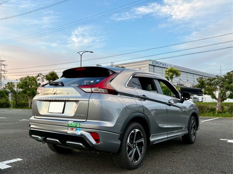 KOMIRAGEX2aug's tweet photo. 残業帰りの黄昏時のエクロス。

#エクリプスクロスPHEV
#三菱自動車で行こう https://t.co/vU85xZEEZj