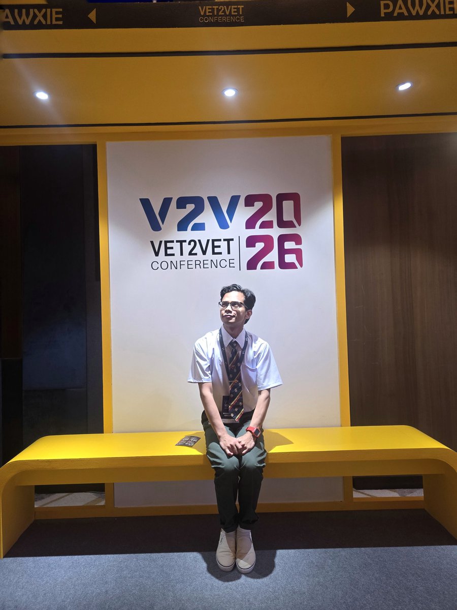 EpullAzri's tweet photo. Conference: Back to School theme ✅️ https://t.co/XDxKf6Ui2g