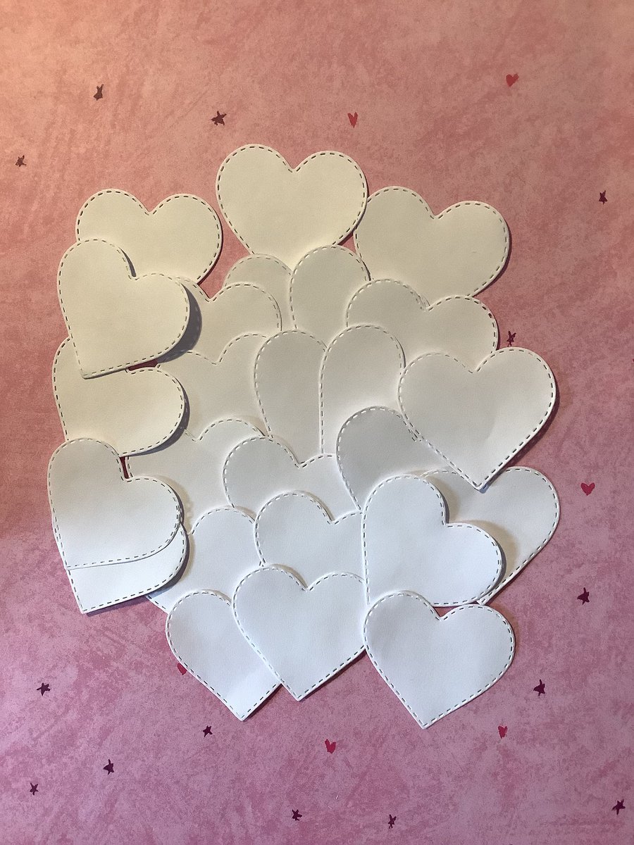 WatsonsVintage's tweet photo. JUST £2 PER PACK and even cheaper if you buy two or three packs! 25 Piece Pack 1.75" wide Plain White Paper Heart Shapes - Card Making - Junk Journal -Scrapbook - Kid's Papercrafts - Wedding Table Decor https://t.co/KiyrQXysP3 via @Etsy #PaperHearts #WhiteHearts #HeartShapes https://t.co/47B0MRr7aj