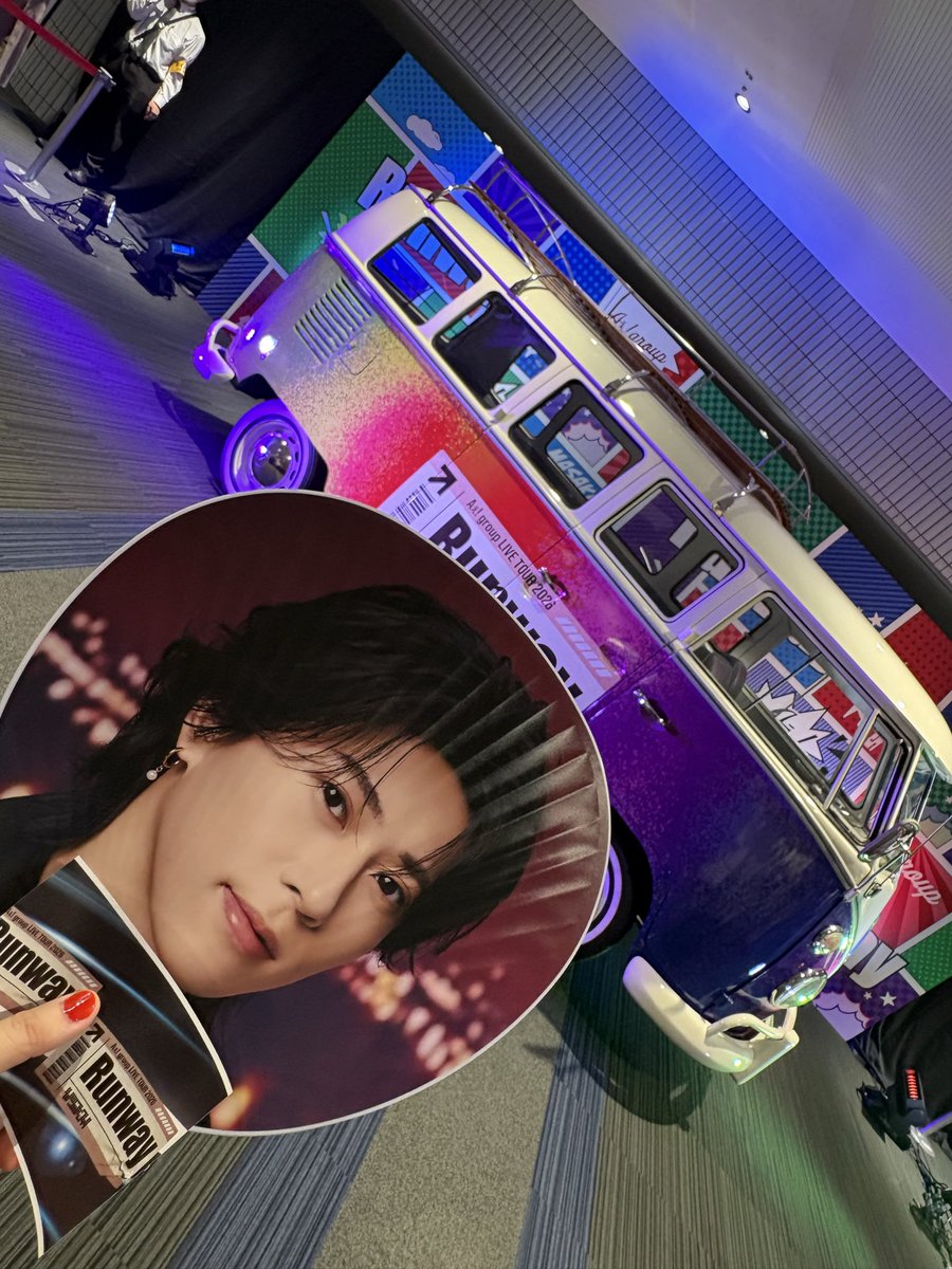 chabo1217's tweet photo. 今回単番で全く期待してなかったのに
まさかのこのタイミングで
アリーナセンステ最前ブロック引いて
神様からAぇと誠也くんがいるよと
告げられてるような気がして
発券後は震えて半泣き状態で入った
KAT-TUN解散、亀ちゃん結婚時
しんどい時いつもAぇライブがあって
元気貰えて支えられて本当に感謝 https://t.co/NWNEPtvxRB