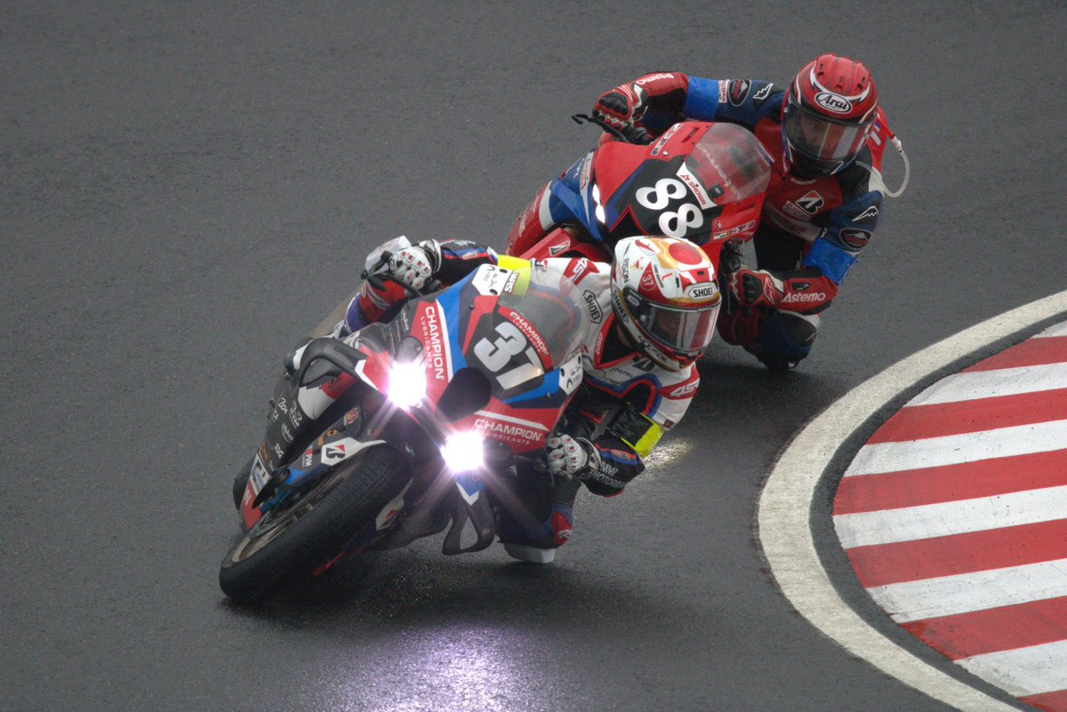 Motoyan378's tweet photo. 鈴鹿8耐来年も行けるといいな https://t.co/t8AxpV8PMi