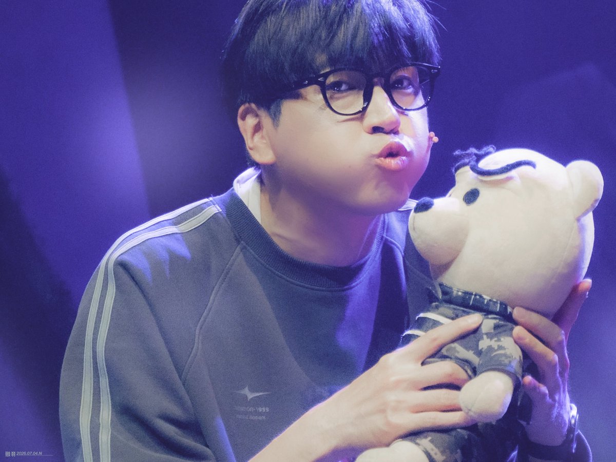 siu_jm_'s tweet photo. 260704
뮤지컬 <더 라스트 맨> 밤공
스페셜 커튼콜 
<안녕, 나의 친구> 
- 
생존자役 #정민 https://t.co/IJ8VR2hjVt