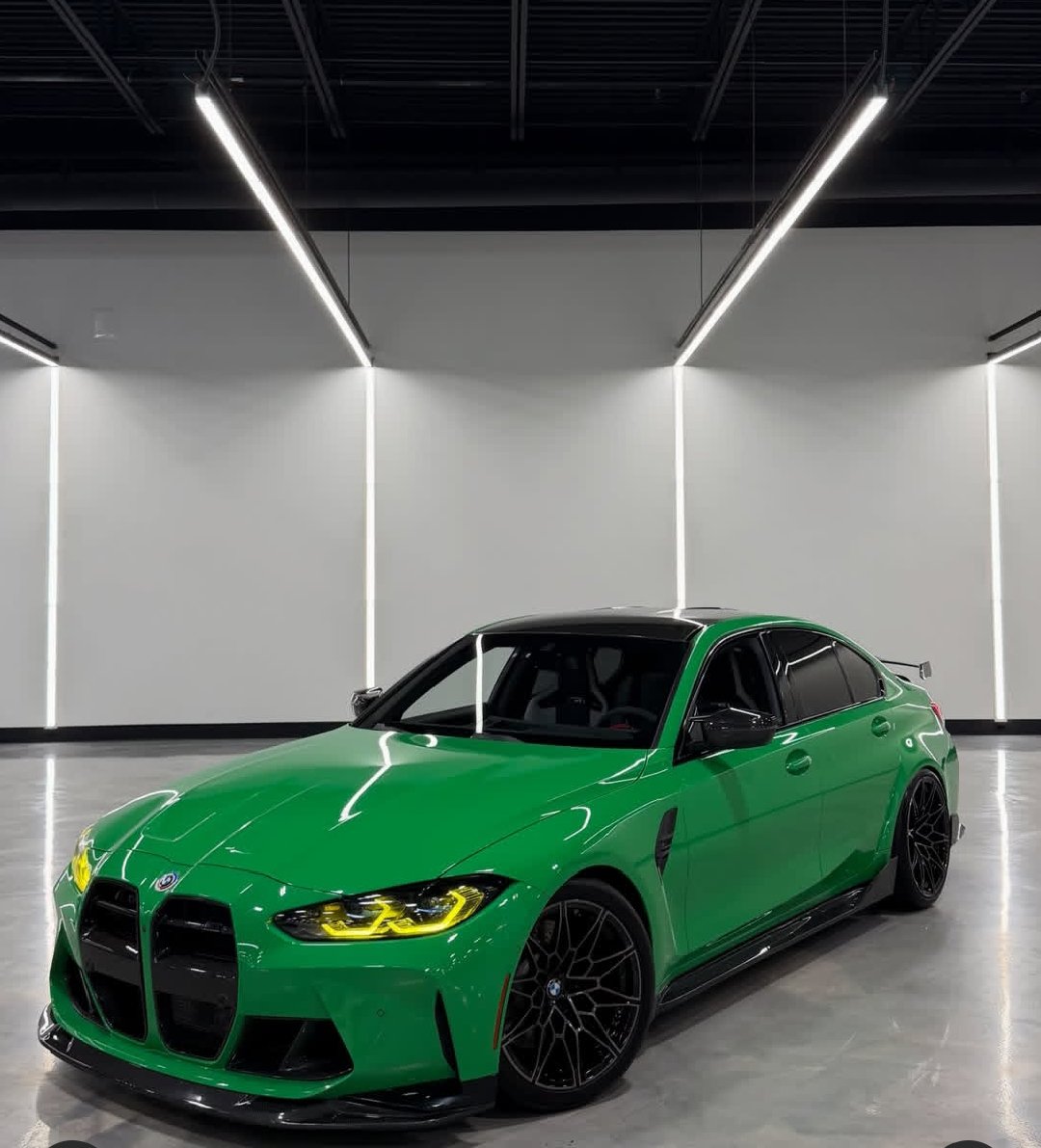 bmwfanworld's tweet photo. BMW M3 Competition 💚💚 https://t.co/zIUqajbm64