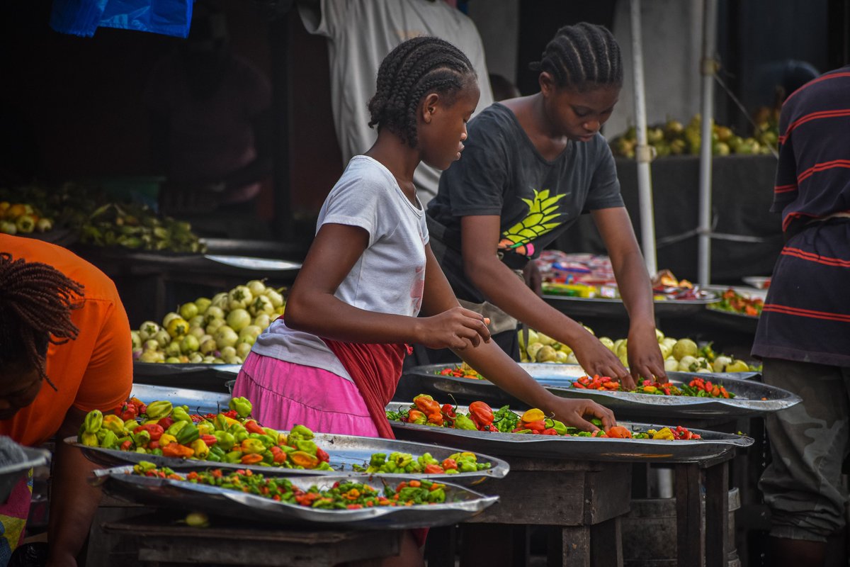 CapricornFM's tweet photo. #TheDriveChallenge | Every purchase makes a difference. Support a street vendor or informal trader this July and share your experience on the #CapricornDrive.

To take part, WhatsApp "Challenge me" to 079 899 6226. https://t.co/7I1amYAYLd