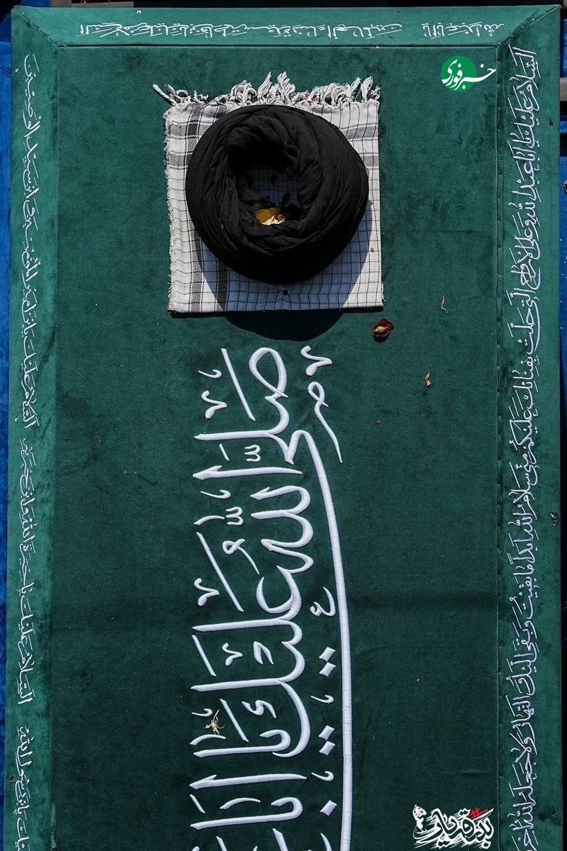toranj100's tweet photo. عمامهٔ مشکی‌ات ماندگار شد ای  آقای شهید ایران....
#باید_برخاست 
#قیام_مردم_مبعوث https://t.co/1m4B7U6dWB