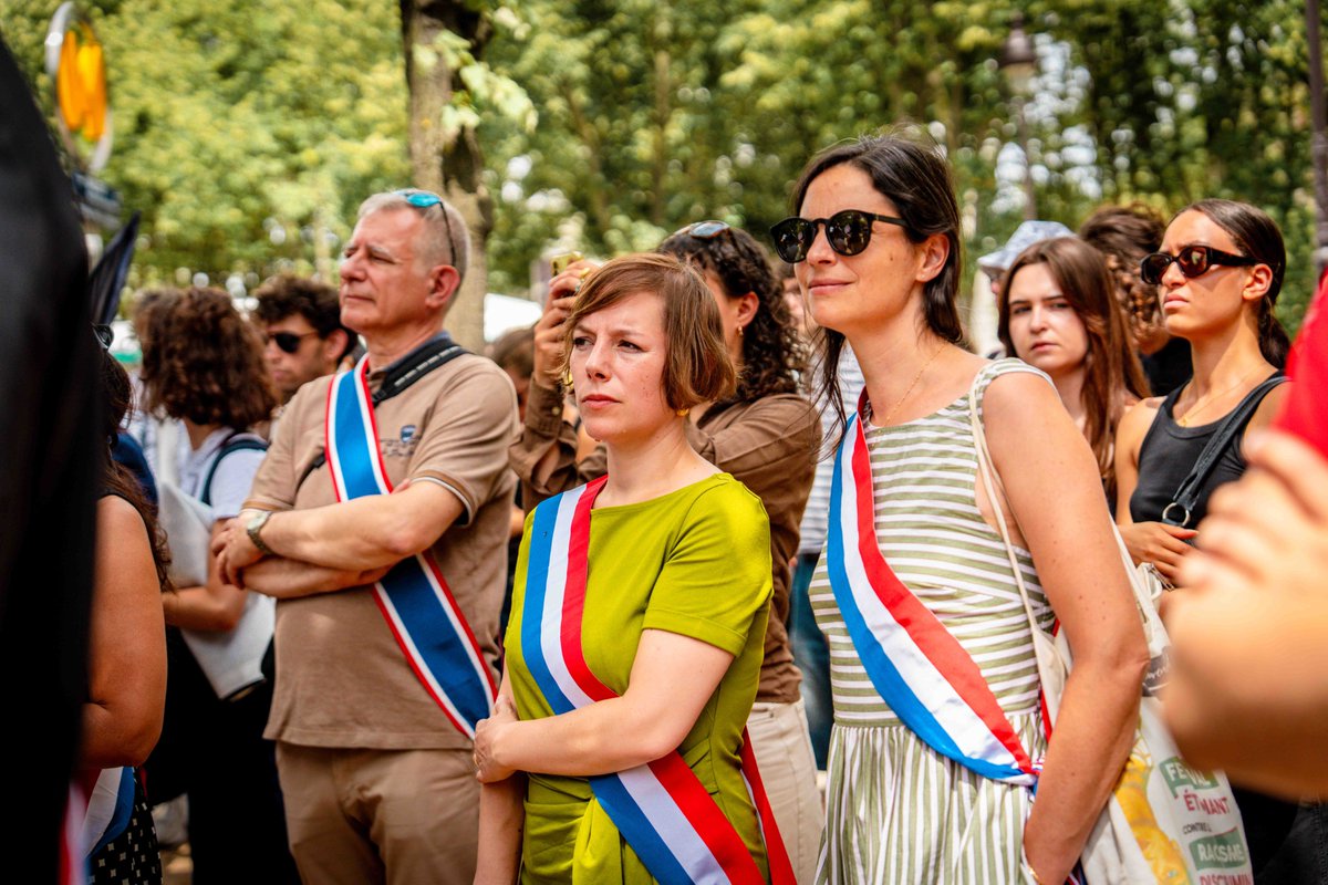 FiAssemblee's tweet photo. 🔴⚡️ Retour en images sur le rassemblement contre la loi permis de tuer XXL !

Avec cette loi issue du programme de Jean-Marie Le Pen, ce sera désormais à la victime ou à sa famille de prouver qu'un tir policier n’était pas conforme à la loi.

📢 Signez et partagez la pétition : https://t.co/dlYr4UFI0g
