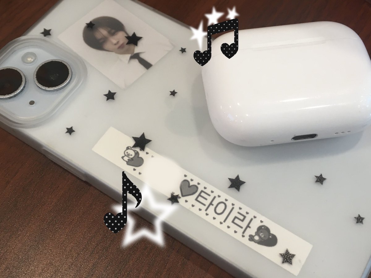 1ll3m3's tweet photo. 장마넘싫ㅇㅓ……💧💧 https://t.co/Bw3G5yvWEd
