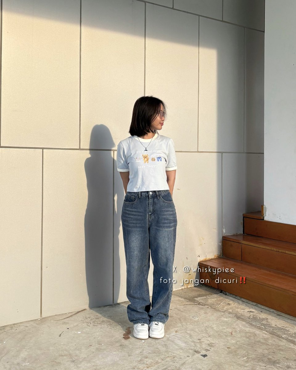 whiskypiee's tweet photo. TOP 4 JEANS that I love, cakep + comfy!!🫶🏻

- lulu 
- vierlin
- jiniso
- esrocte https://t.co/SVq589bSQV