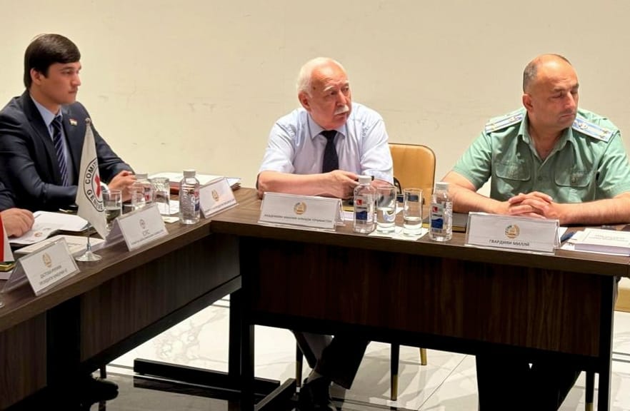 TajikistanC's tweet photo. Today by @redcrescent_tj organized round table on implementation of international humanitarian law in the legislation of Tajikistan with the participation of the representatives of governmental organization, parliament, academic institutions, @redcrescent_tj and @ICRC. https://t.co/BljaxY4mk6