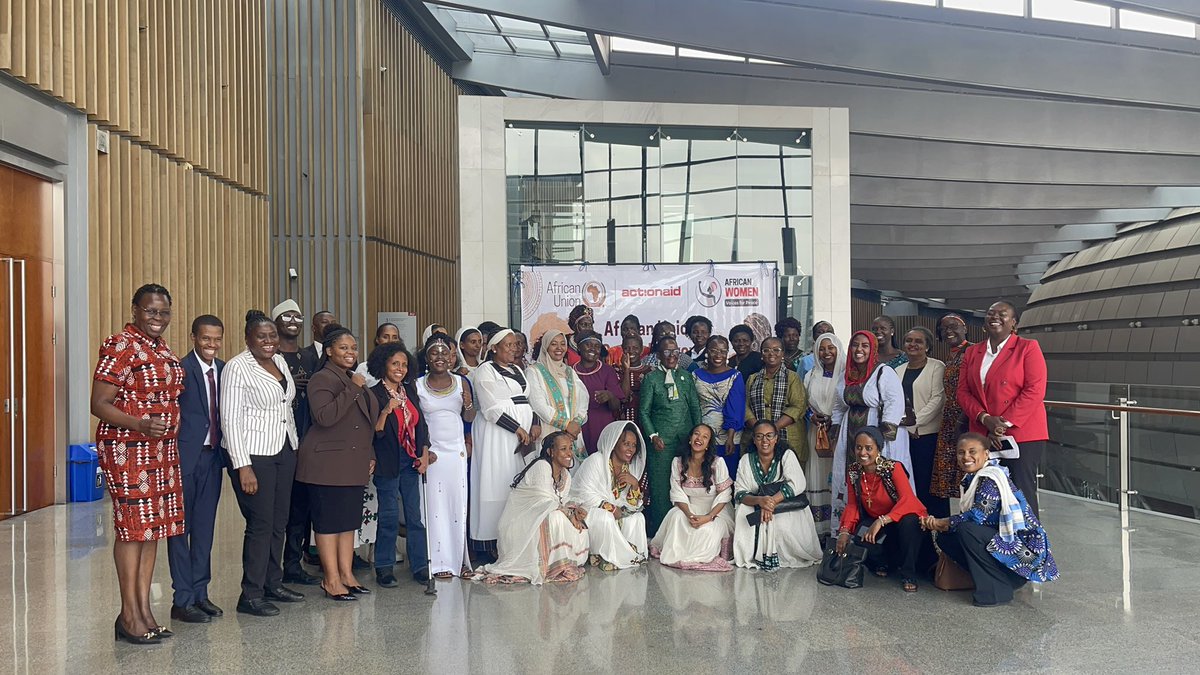 AUC_OSEWPS's tweet photo. The Regional Advocacy Engagement with the AU Special Envoy on Women, Peace and Security and the African Women Voices for Peace was concluded successfully. The meeting ended with the presentation of consolidated advocacy paper listing priority actions and way forward.

#AWVP #WPS https://t.co/DDZWOkBxf8